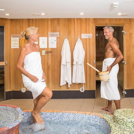 Gesundheit & Wellness Resort 巴德米滕多夫 外观 照片